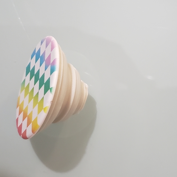 Rainbow Checkerboard Popsocket TOP ONLY - Picture 3 of 5